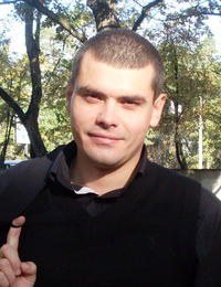 Артем Нілов