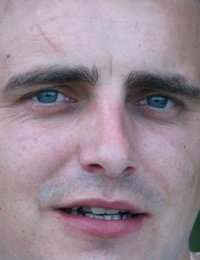 Виктор Петров